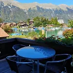 Lake Lodge Hostel Hostel Iseltwald