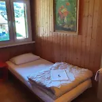 Hostel Lake Lodge Hostel Iseltwald
