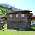 Lake Lodge Hostel