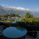 Lake Lodge Hostel Iseltwald