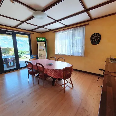Auberge de jeunesse Lake Lodge Hostel Iseltwald