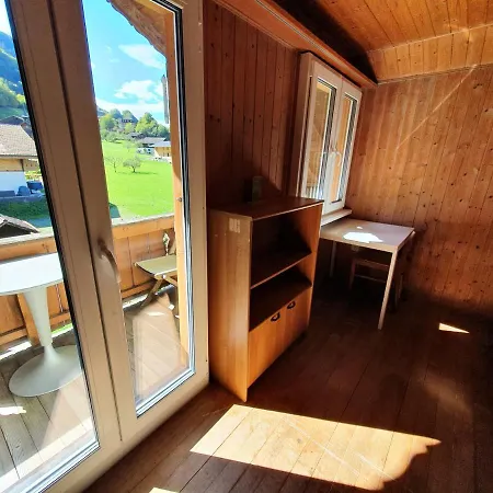 Lake Lodge Hostel Iseltwald