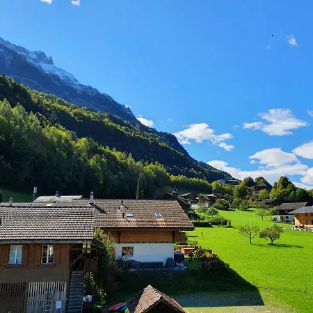 Lake Lodge Hostel Auberge de jeunesse Iseltwald