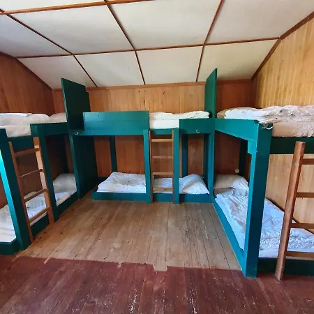 Hostel Lake Lodge Hostel *