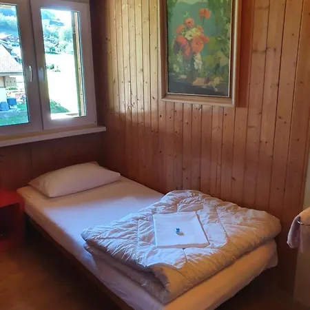 Auberge de jeunesse Lake Lodge Hostel Iseltwald