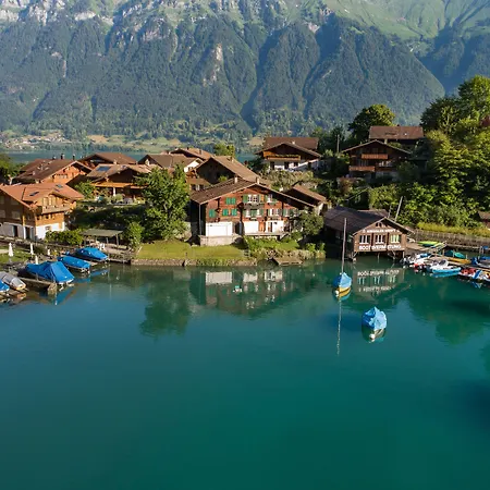 Albergue Lake Lodge Hostel Iseltwald