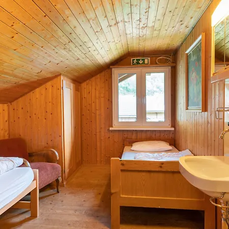 Lake Lodge Hostel * Iseltwald