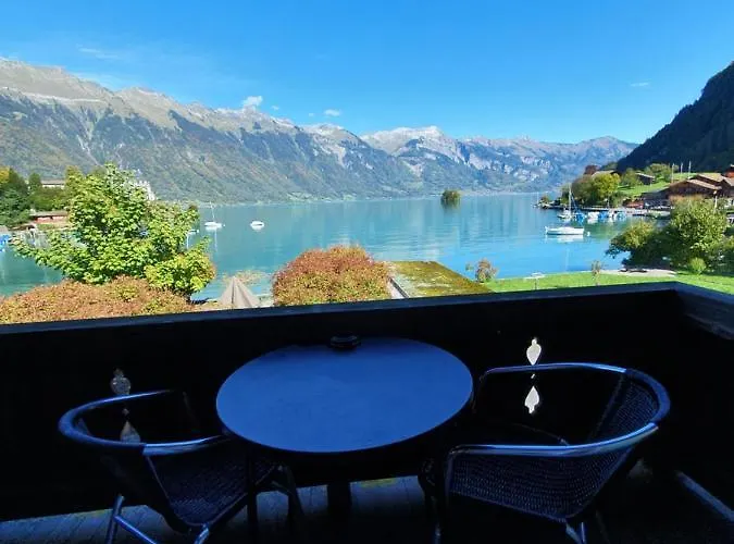 Hostel Lake Lodge Hostel