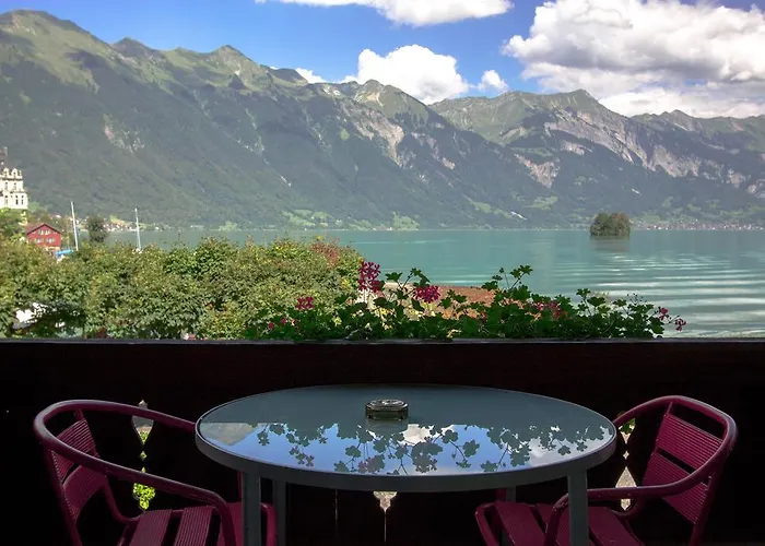 Lake Lodge Hostel Hostel Iseltwald