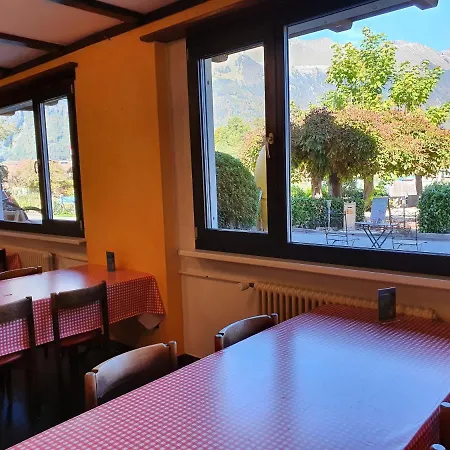 ホステル Lake Lodge Hostel