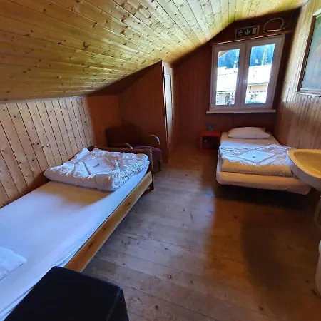 Lake Lodge Hostel ホステル イゼルトヴァルト