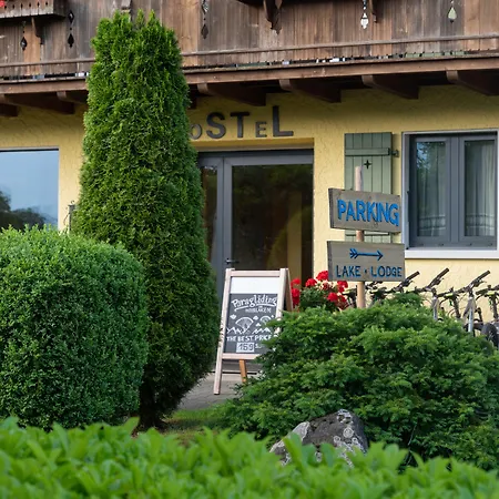 ホステル Lake Lodge Hostel *